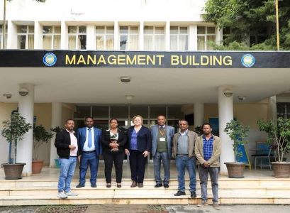 Australian Ambassador to Ethiopia, HE Ambassador Julia Neblett, paid a visit to Mekelle University. 